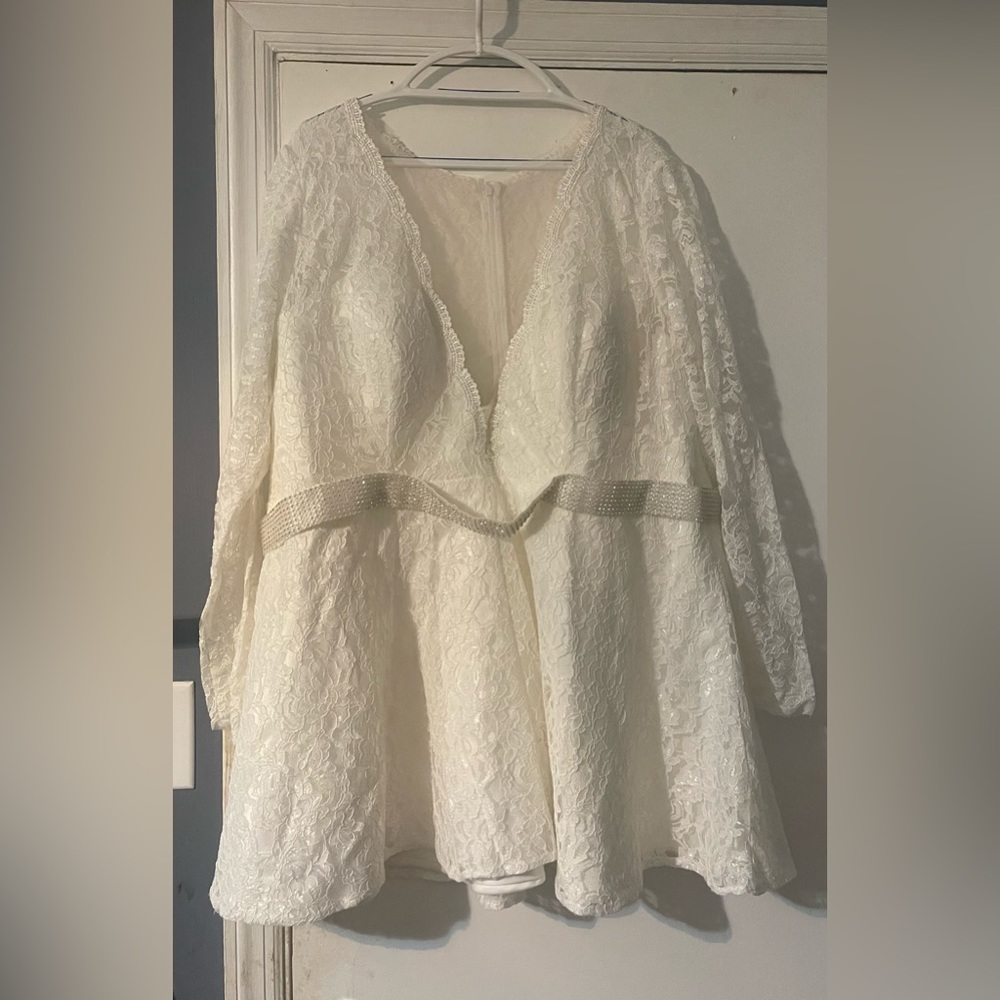 HEBEOS Plus Size 20 Wedding Dress and shoes